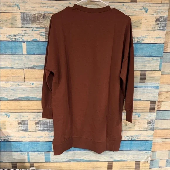 Elegant Brown Women's Sweatshirt - Picture 2 of 7